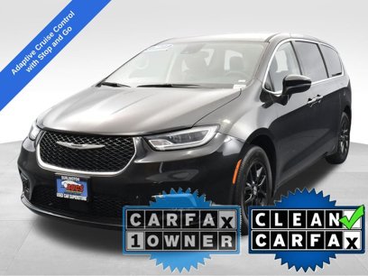 Used 2023 Chrysler Pacifica Touring-L