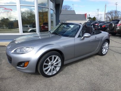 Used 2009 MAZDA MX-5 Miata Sport w/ Convenience Pkg