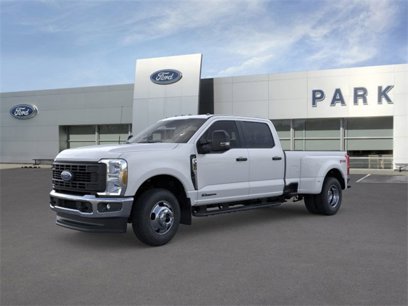 New 2025 Ford F350 4x4 Crew Cab DRW Super Duty