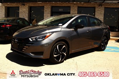 Used 2024 Nissan Versa SR w/ Trunk Package