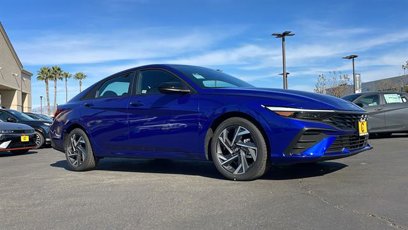 Certified 2025 Hyundai Elantra Sport