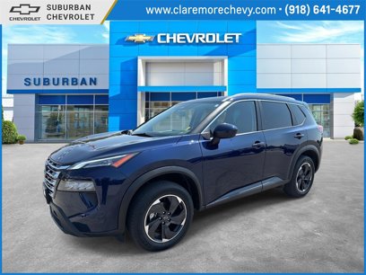 Used 2025 Nissan Rogue SV w/ SV Premium Package