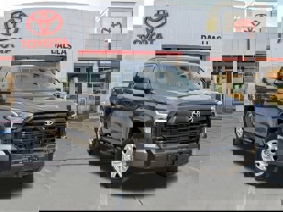 Used 2022 Toyota Tundra SR w/ SR Tow Package