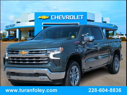 New 2025 Chevrolet Silverado 1500 LTZ w/ LTZ Premium Package