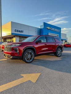 New 2025 Chevrolet Traverse LT