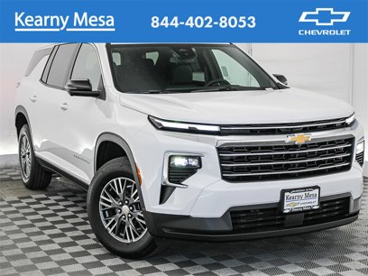 New 2025 Chevrolet Traverse LT w/ Driver Confidence Package