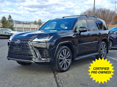 Used 2024 Lexus LX 600 4WD w/ Luxury Package