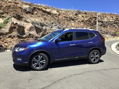 Used 2018 Nissan Rogue SL w/ Premium Package