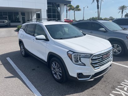 Certified 2022 GMC Terrain SLT