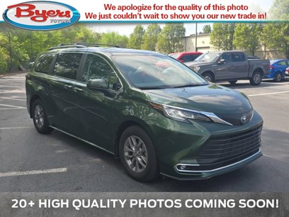 Used 2023 Toyota Sienna XLE