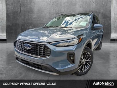 New 2025 Ford Escape SE w/ PHEV Premium Package