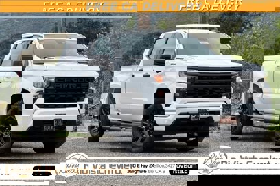 New 2025 Chevrolet Silverado 1500 Custom w/ Turbomax Blackout Package