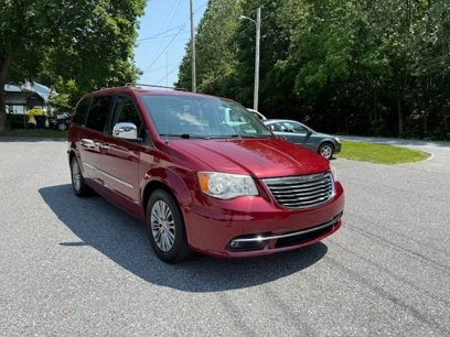 Used 2014 Chrysler Town & Country Touring-L w/ Driver Convenience Group