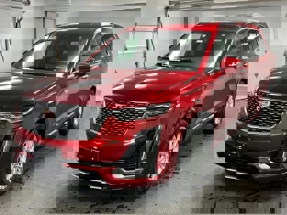 New 2025 Cadillac XT6 Luxury