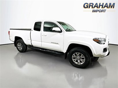 Used 2016 Toyota Tacoma SR5