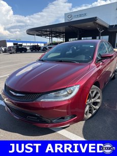 Used 2016 Chrysler 200 S w/ Comfort Group