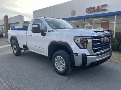 New 2025 GMC Sierra 2500 SLE