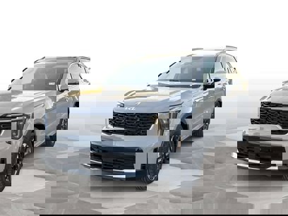 New 2025 Kia Sorento S w/ Panoramic Sunroof Package
