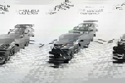 New 2025 Lexus ES 300h w/ Premium Package