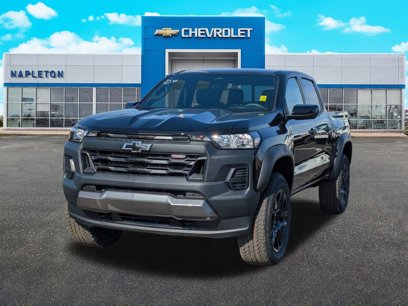 New 2025 Chevrolet Colorado Trail Boss w/ Midnight Edition
