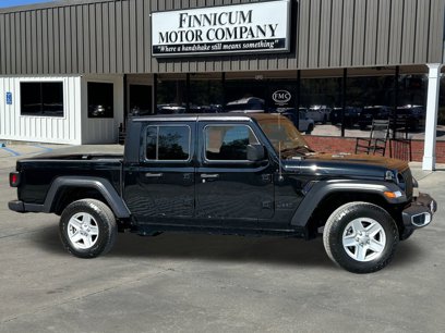 Used 2023 Jeep Gladiator Sport