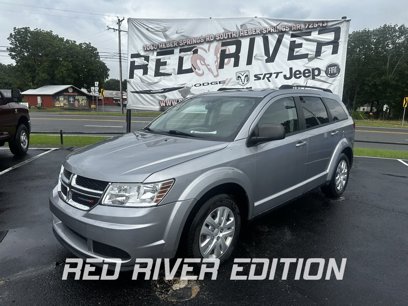 Used 2018 Dodge Journey SE w/ Connectivity Group