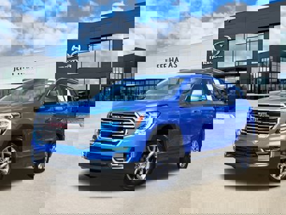 Used 2024 GMC Terrain SLT