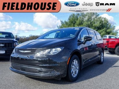 New 2025 Chrysler Voyager LX