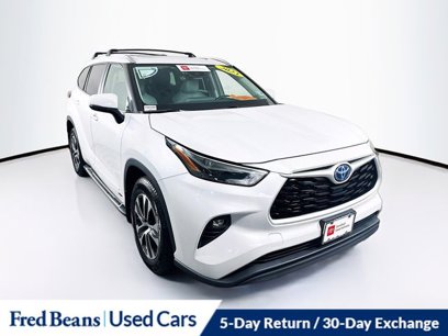 Used 2023 Toyota Highlander XLE