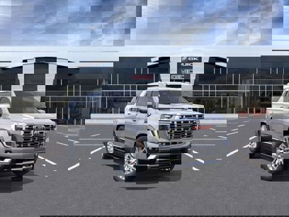 New 2025 GMC Yukon Denali w/ Sun & Power Step Package