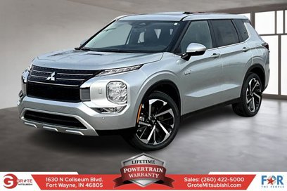 New 2025 Mitsubishi Outlander SE