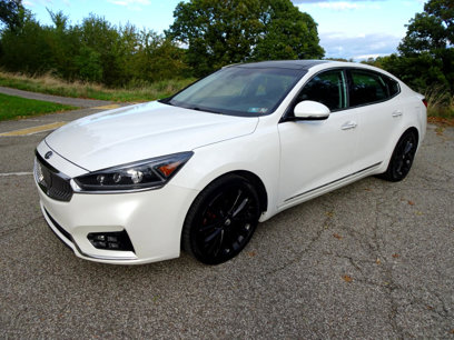 Used 2019 Kia Cadenza Technology