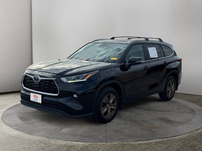 Used 2023 Toyota Highlander Bronze Edition