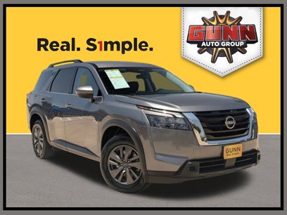 Used 2023 Nissan Pathfinder SV