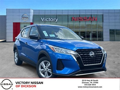 New 2025 Nissan Kicks Play S