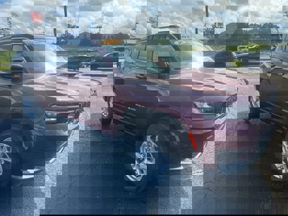 New 2025 Jeep Grand Cherokee L Laredo