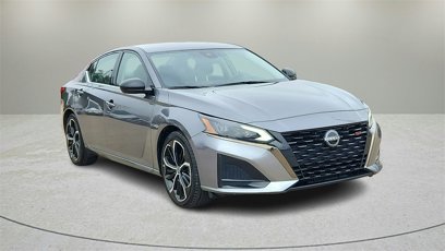Used 2023 Nissan Altima 2.5 SR