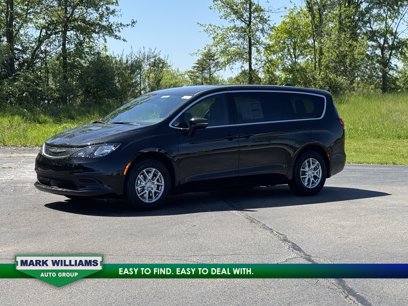 New 2025 Chrysler Voyager LX
