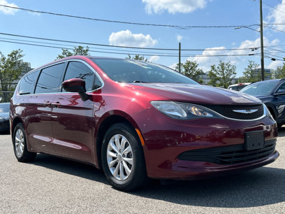 Used 2017 Chrysler Pacifica Touring w/ Tire & Wheel Group