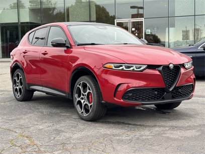 New 2025 Alfa Romeo Tonale w/ Premium Package