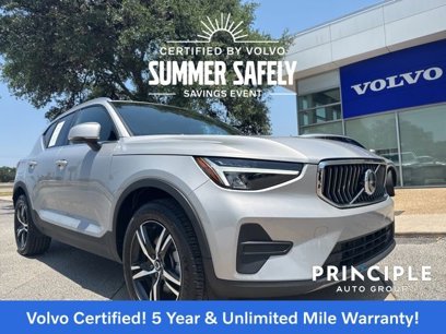Certified 2025 Volvo XC40 B5 Core