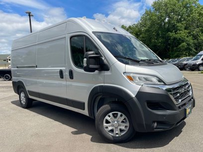 New 2024 RAM ProMaster 2500 w/ Quick Order Package 22H SLT+