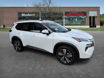 New 2025 Nissan Rogue SL w/ SL Premium Package