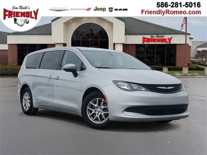 Used 2022 Chrysler Voyager LX