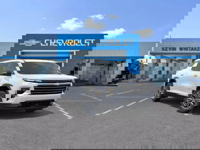 New 2025 Chevrolet Traverse LT