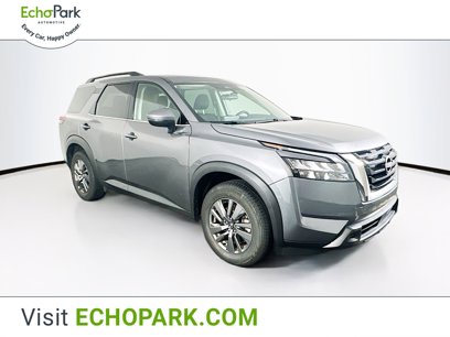Used 2024 Nissan Pathfinder SV