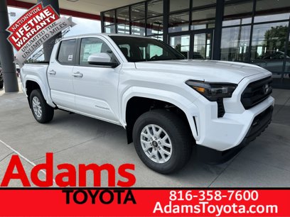 New 2024 Toyota Tacoma SR5