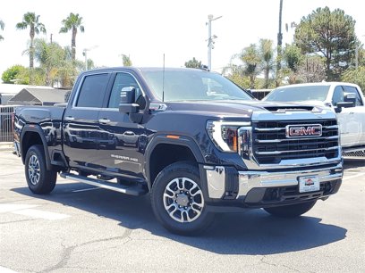 New 2025 GMC Sierra 2500 SLT w/ SLT Premium Package