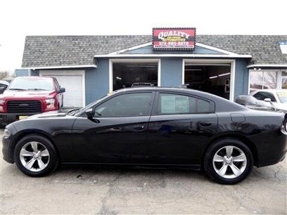 Used 2016 Dodge Charger SXT