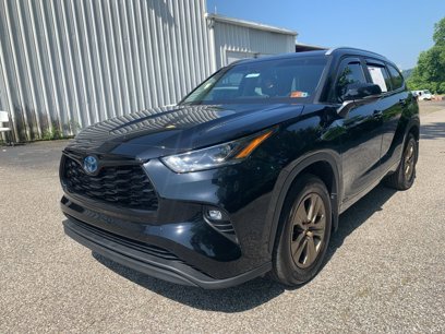 Used 2023 Toyota Highlander Bronze Edition